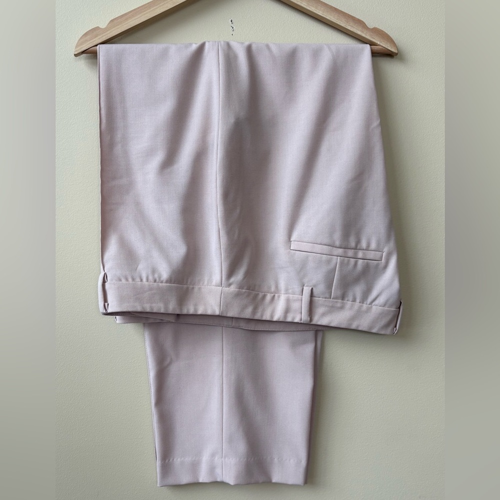 Ellen Tracy Women's Light Pink Pants